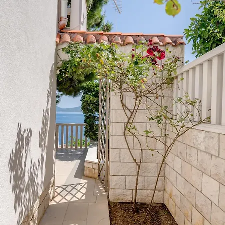 Ferienhaus Above The Sea Marusici (Split-Dalmatia)